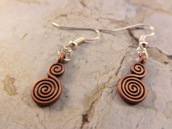 kupferfarbene Kringel Ohrringe Drehwurm